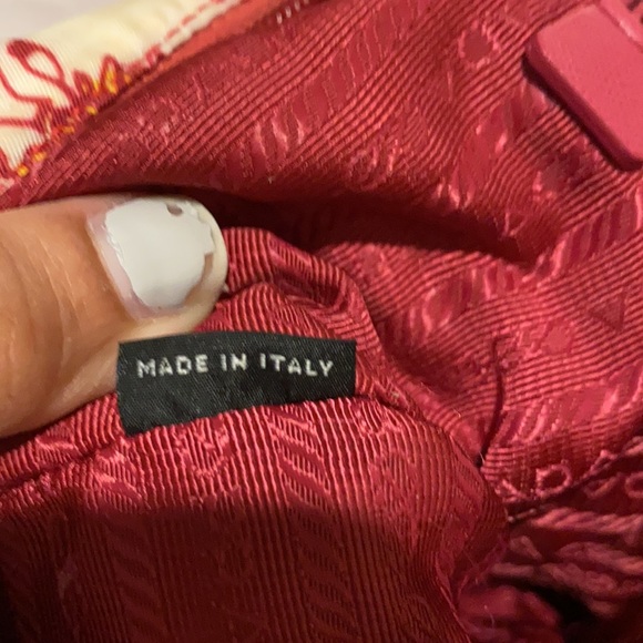 Authentic - Picture 9 of 11